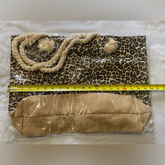 Tote - Picture 1 of 1